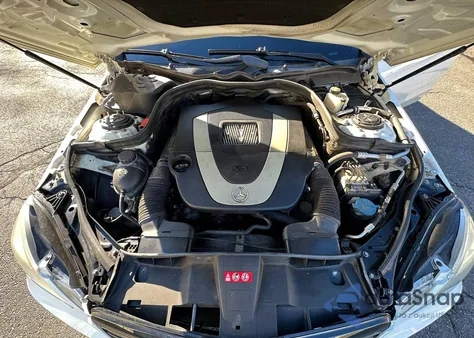 2010 Mercedes-Benz E 350 4Matic из США, поврежденный, VIN WDDHF8HB2AA120888